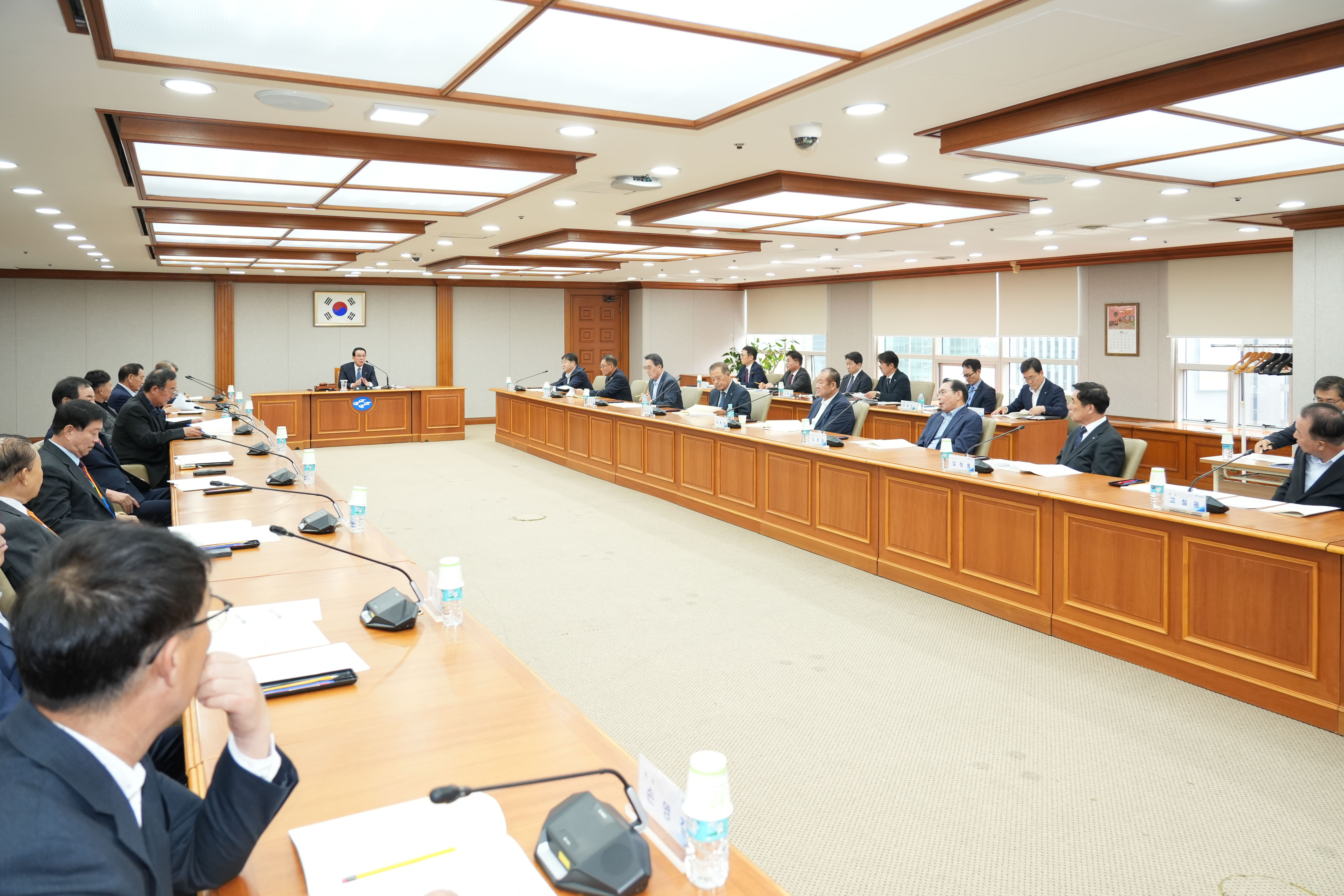 20251021 제6차 이사회 (3).jpg 첨부 이미지