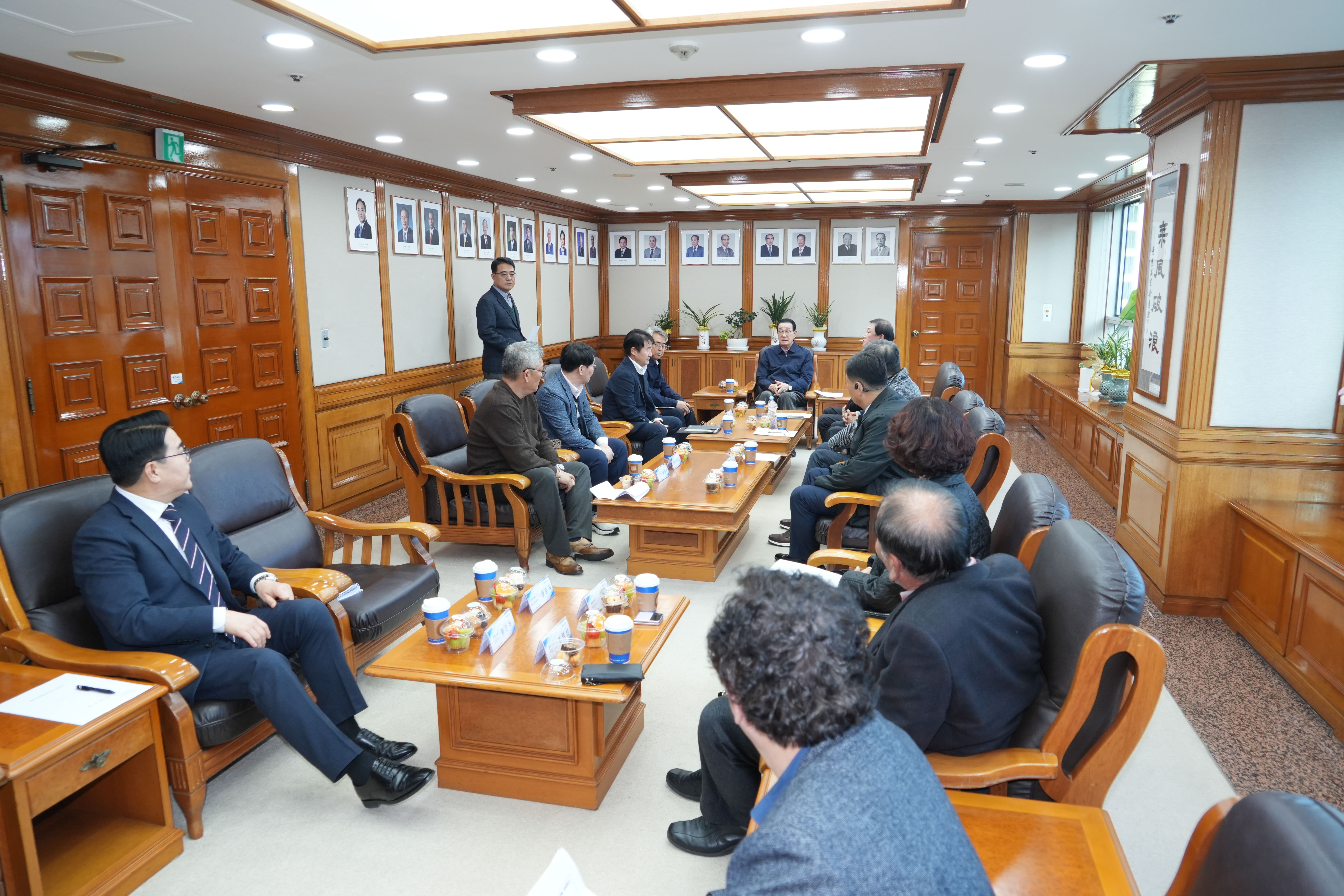 20251222 영흥수협 어업인 방문 (2).jpg 첨부 이미지
